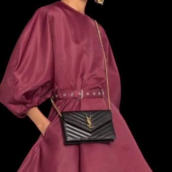 🔥 YSL Envelope Crossbody Bag With Box and Dustbag EUC! - Picture 3 of 10